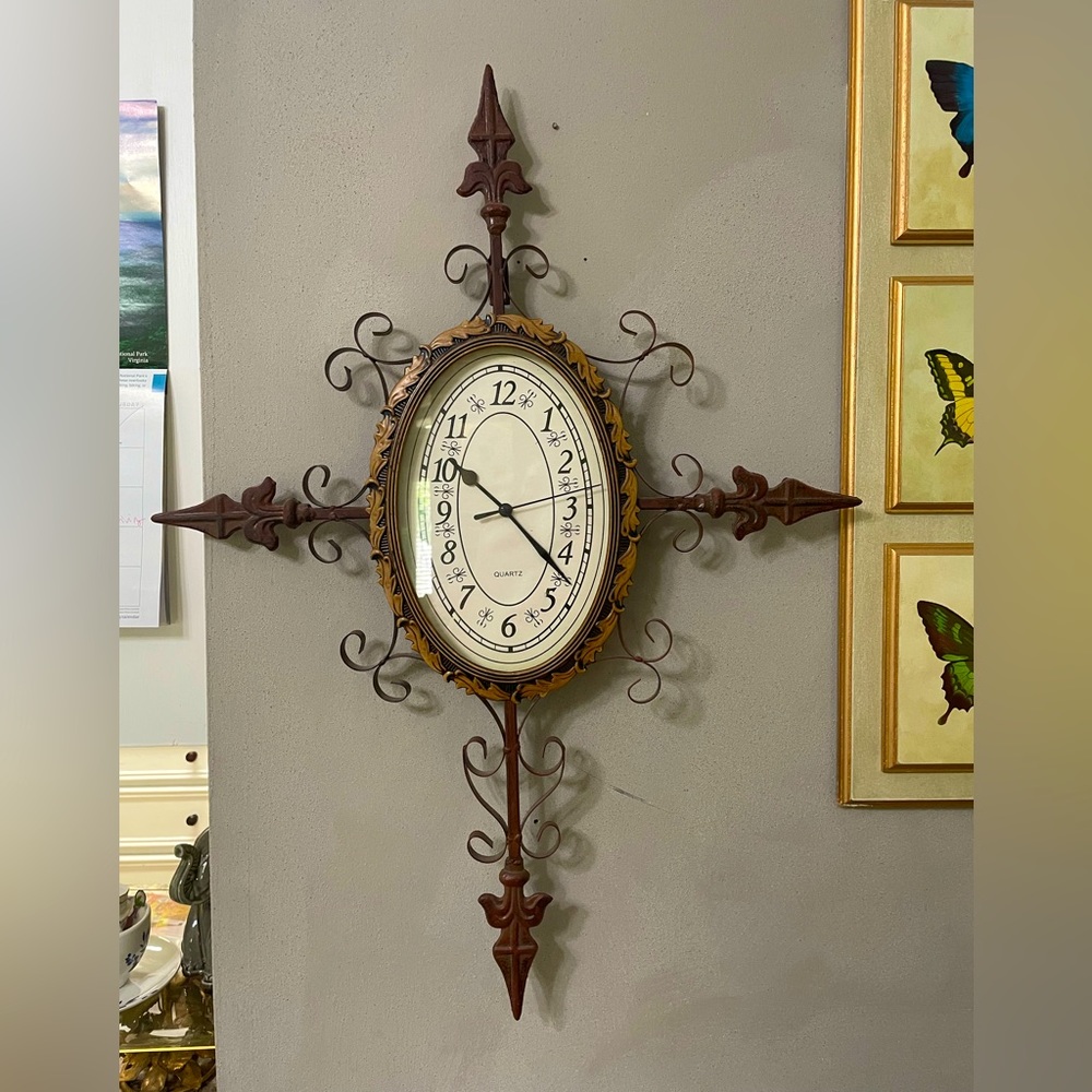 Vintage Metal Working Clock